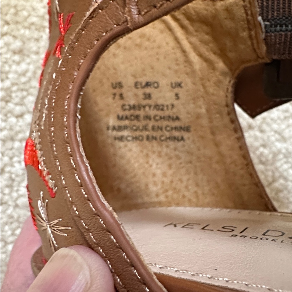 Kelsie Dagger Brooklyn Kline embroidered block heel bootie size 7.5 - Picture 3 of 11